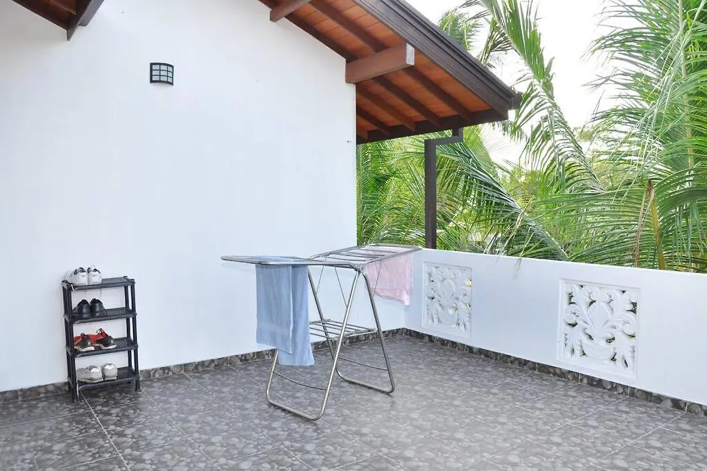Cozy Nook. Negombo Apartment 0*,