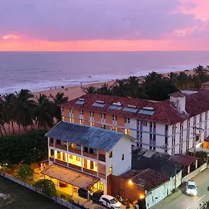 Randy's Seaview Negombo
